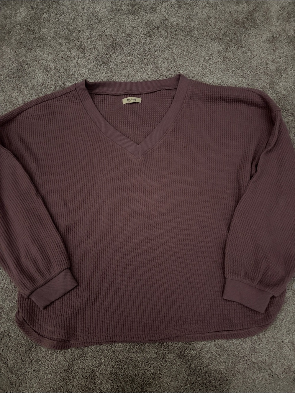 Women’s V-Neck Waffle Knit Sweater in Plum